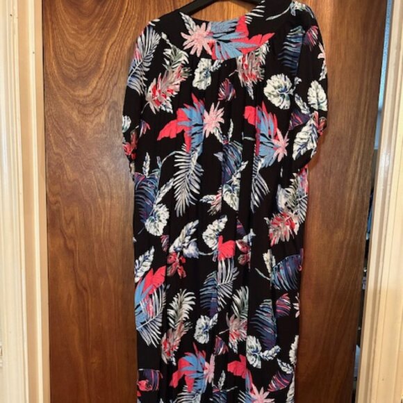 Black Floral Maxi Dress – Boho V-Neck Short Sleeve Lightweight Flowy Size M - Picture 4 of 4